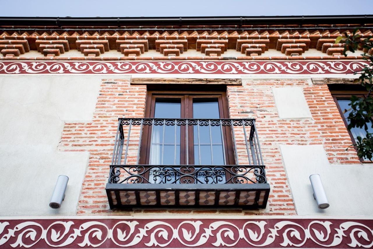 Hosteria Del Mudejar Avila Velayos Exterior photo