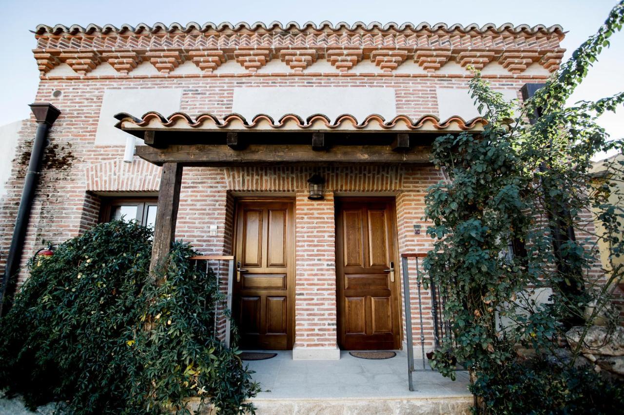 Hosteria Del Mudejar Avila Velayos Exterior photo