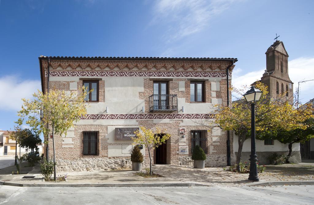 Hosteria Del Mudejar Avila Velayos Exterior photo