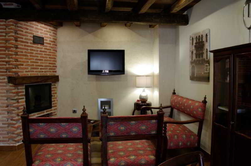 Hosteria Del Mudejar Avila Velayos Exterior photo
